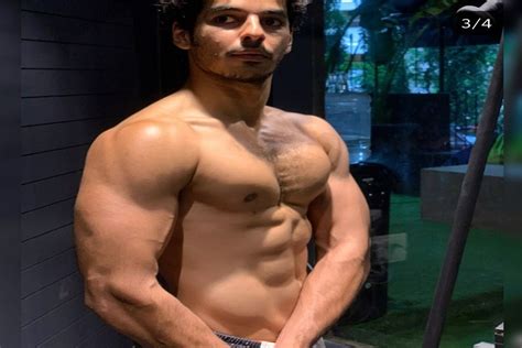 Ishaan Khatter's intense GYM workout for his next film 'Khaali Peeli' - Flipboard