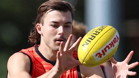 AFL: Sam Draper’s rise from soccer to Essendon debut | The Advertiser