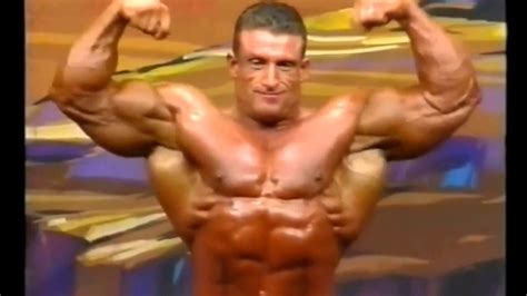 WHEN DORIAN YATES Beat EVERYONE With A TORN Bicep - YouTube