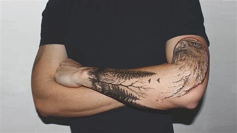 25 Intricate Tree Tattoos For Men In 2020 - Tattoo News
