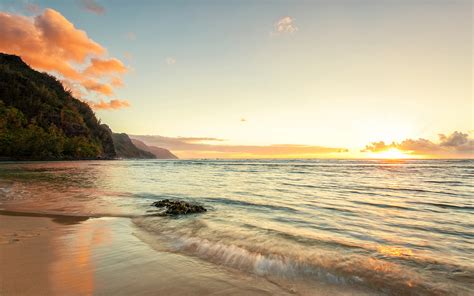 Ke'e beach on the island of Kauai, Hawaii by josh220.smugmug.com ...