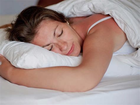 The Best Pillow for Stomach Sleepers: A Complete Buyer's Guide