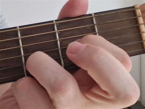 Guitar D2 Chord (How To Play It And Why It’s Called D2) - Guitar Symphony