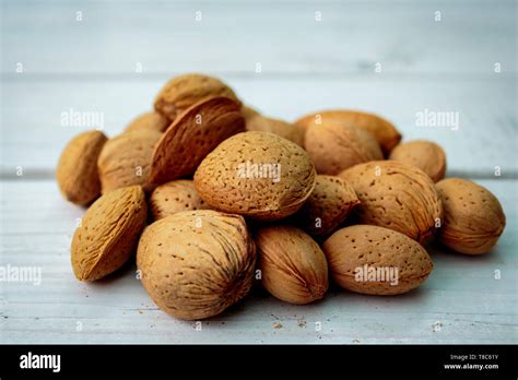 Almond's in shell Stock Photo - Alamy