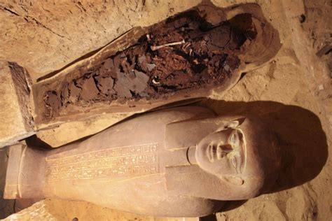 Mummy storeroom found in Egyptian tomb