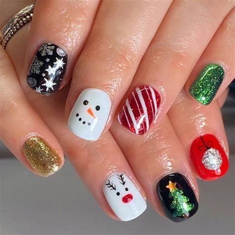 9 Christmas Nail Designs That Are Merry And Bright