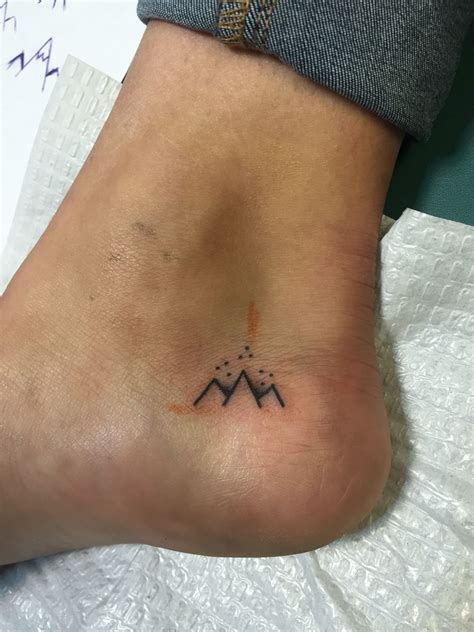 Top 67+ mountain ankle tattoo latest - in.cdgdbentre
