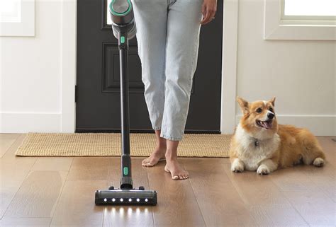 Wyze Cordless Vacuum | A Stick Vacuum That's Portable and Lightweight