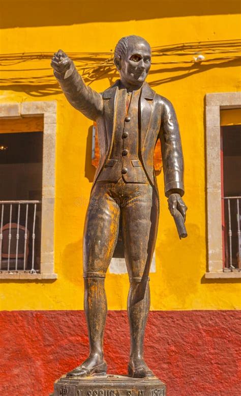 Miguel Hidalgo Statue Alhondiga De Granaditas Guanajuato Messico Fotografia Stock - Immagine di ...