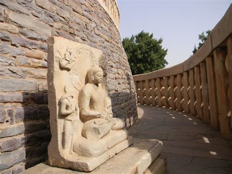 Sanchi Stupa Historical Facts and Pictures | The History Hub