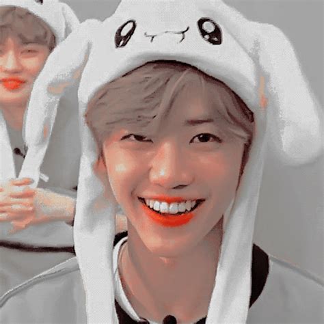 Icon Gif, Nct Dream Jaemin, Na Jaemin, Girl Gifs, Profile Picture, Kpop, Aesthetic, Icons, House