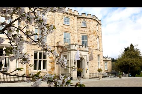 Crossbasket Castle // Scottish Wedding Venue