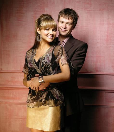 Dawn Swann and Rob Minter played by Kara Tointon and Stuart Laing. | Actresses, Eastenders, Fashion