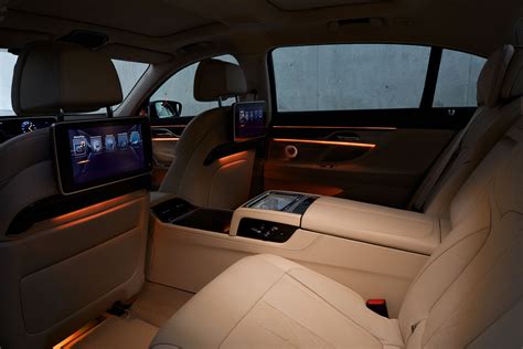 BMW 7 Series - Interior - Car Body Design
