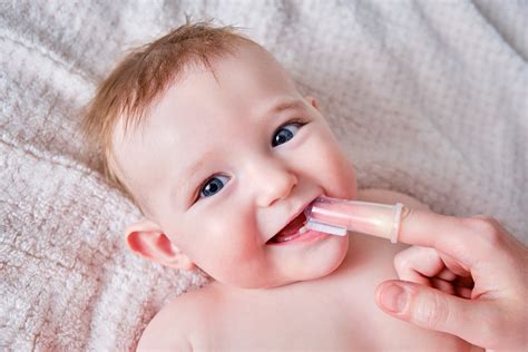 When to Start Brushing Your Baby's Teeth