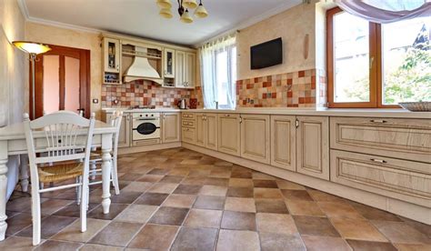 Kitchen Room Floor Tiles Design | Floor Roma