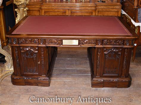 Mahogany Presidents Desk - Resolute Partners Desk White House