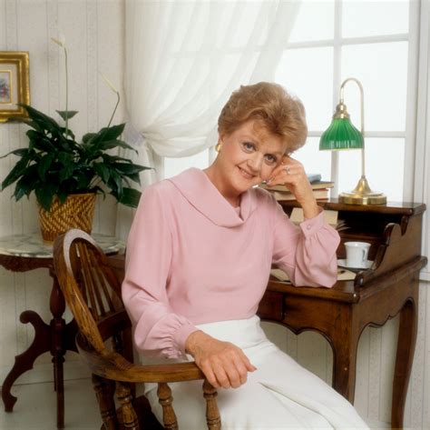 'Murder, She Wrote' Star Angela Lansbury Made a Drastic Decision When Her Daughter Fell Under ...