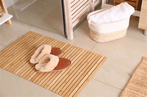 Bamboo Bath Mat Pros and Cons