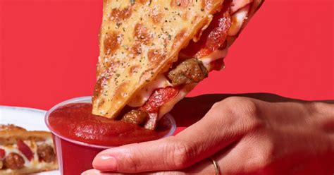 Discover the Secret Recipe of Pizza Hut Marinara Sauce - Bricks Chicago