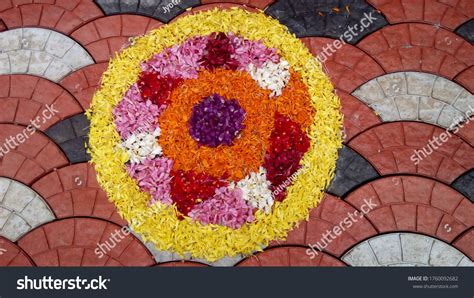 Beautiful Flower Rangoli Onam Athappoo Pookkalam Stock Photo 1760092682 | Shutterstock