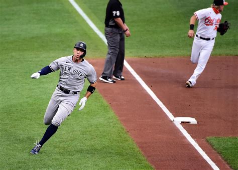 WATCH: Aaron Judge blasts three-run game-winning HR in the ninth