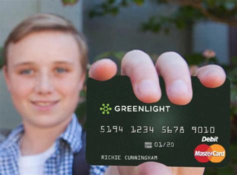 greenlight credit card customer service number - Karisa Pyle