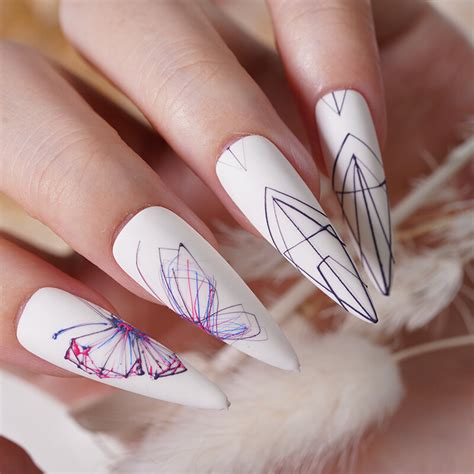 Spider Gel Nail Art: Techniques, Ideas, and Tips for Stunning Designs