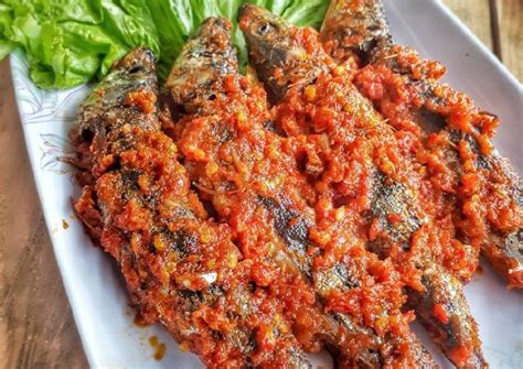 Resep Balado Ikan Pindang oleh Iis Ismatullah - Cookpad