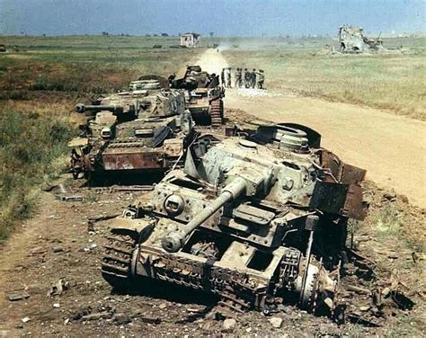 http://forums.gamesquad.com/showthread.php?104031-WW2-Photos | Wrecked Armour/Vehicles ...