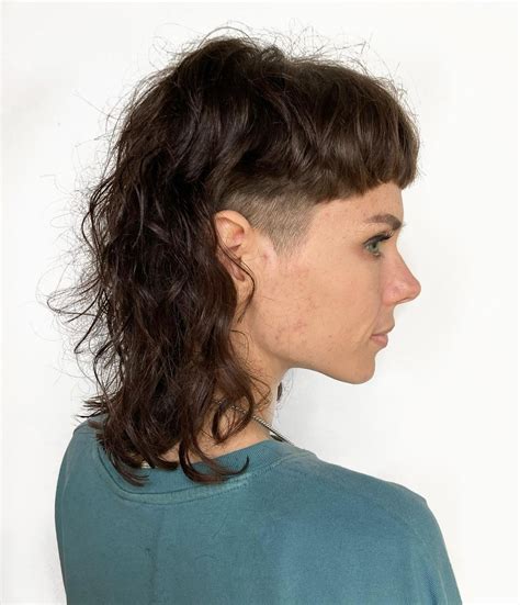 Trendy Female Mullet Hairstyles for All Ages