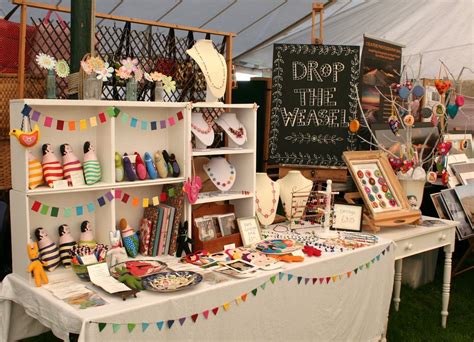 Marktstand Idee | Craft stall display, Craft market display, Craft stalls