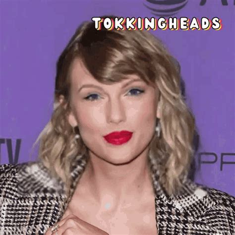Taylor Swift Redtaylorsversion GIF - Taylor Swift Redtaylorsversion Wow - Discover & Share GIFs
