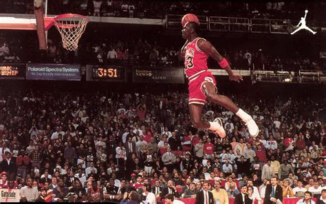 MJ, Free Throw Line Dunk | Michael jordan, Deportes, Noticias de deportes