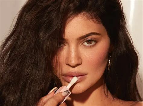 KYLIE SKIN BY KYLIE JENNER 5-step Daily Routine - One-color | Editorialist