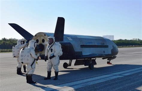 X-37B space plane lands after secret 2-year orbital mission