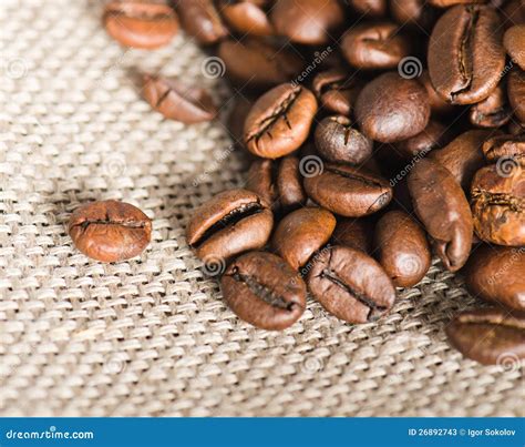 Roasted Coffee Beans, Close-up Stock Image - Image of ingredient, crop: 26892743