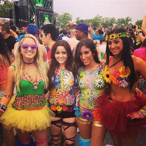 Rave wear, Kandi & P.L.U.R. | Rave girls, Halloween rave outfits, Rave ...