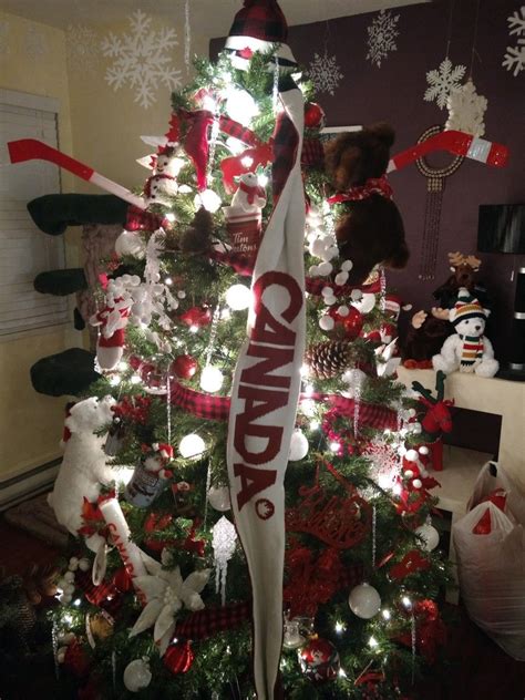 Christmas tree with Canada 150 theme | Christmas, Christmas tree ...