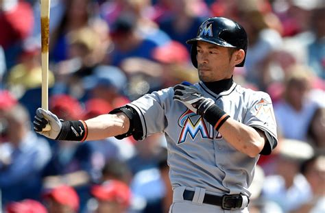 Ichiro Suzuki Aiming at Age 50 (but First, 3,000 Hits) - The New York Times