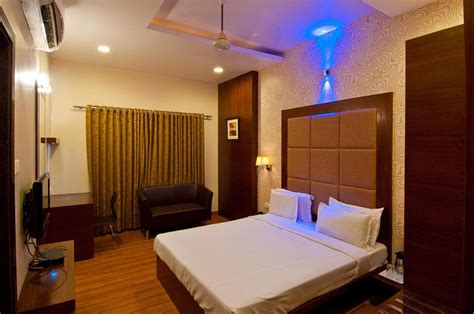 Top 10 Hotels In Ujjain, India | Trip101