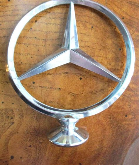 CHROME MERCEDES-BENZ CAR HOOD ORNAMENT #68 | Hood ornaments, Car hood ornaments, Unique items ...