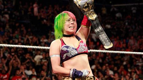 NXT Women's Champion Asuka out indefinitely after suffering injury at 'TakeOver: Brooklyn III ...