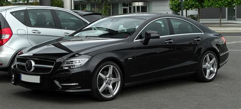 File:Mercedes-Benz CLS 500 BlueEFFICIENCY Sport-Paket AMG (C 218) – Frontansicht, 28. Mai 2011 ...