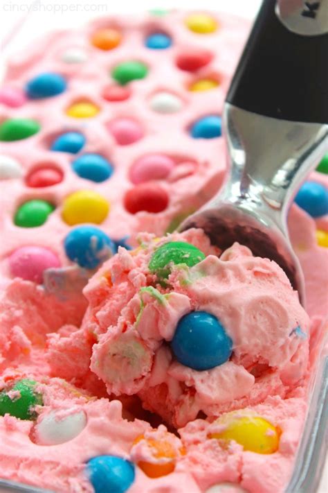 No Churn Bubblegum Ice Cream - CincyShopper