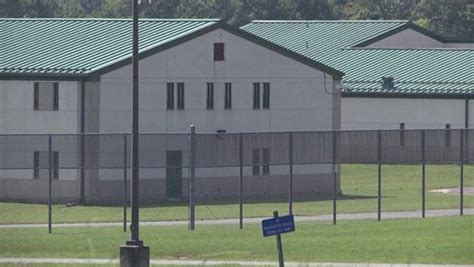 Judge hears testimony in women’s prison lawsuit – Fluvanna Review