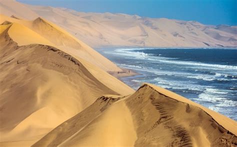 Sandwich Harbour 4x4 - Namib Desert excursions from Walvis Bay