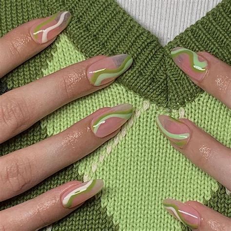 Pin by Alicia on verde in 2021 | Minimalist nails, Swag nails, Green nails