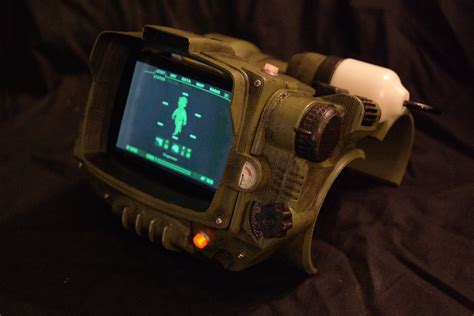 Pip-Boy 3000 Mark IV – Ytec 3D