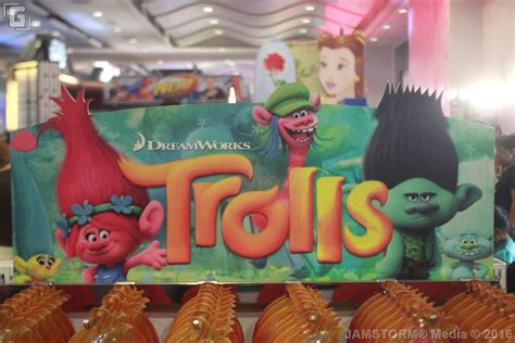 GeekMatic!: Toy Expo 2016 | Trolls